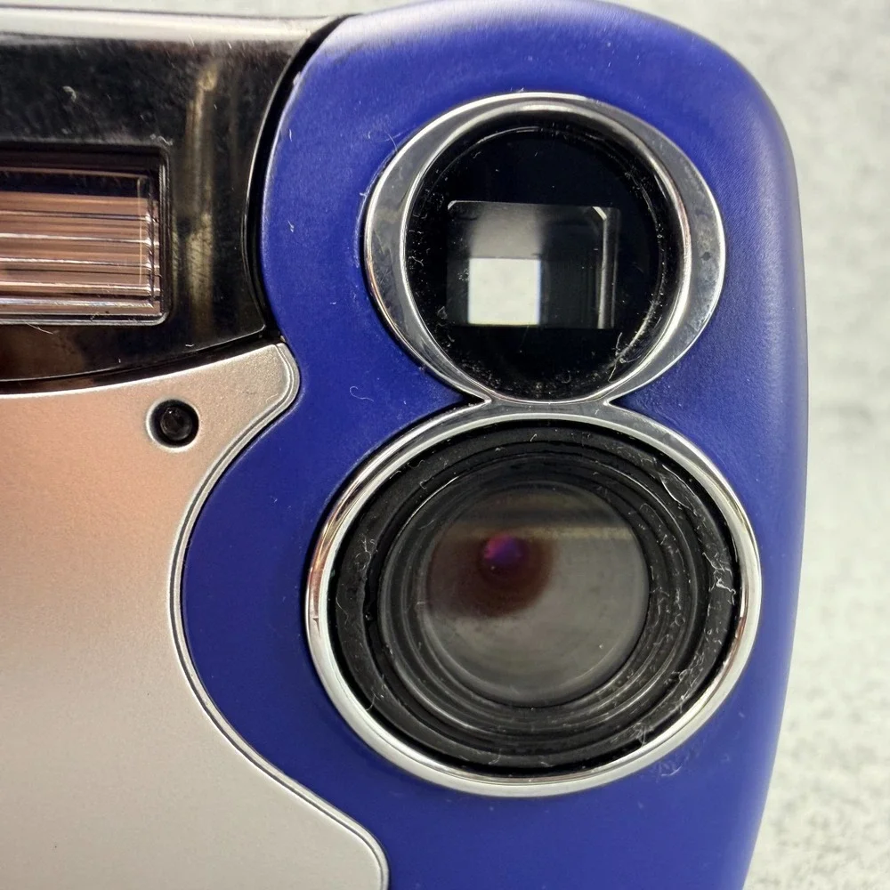 Vivitar ViviCam 10 Dual Mode Digital Camera Blue 640x480 Parts Repair Untested